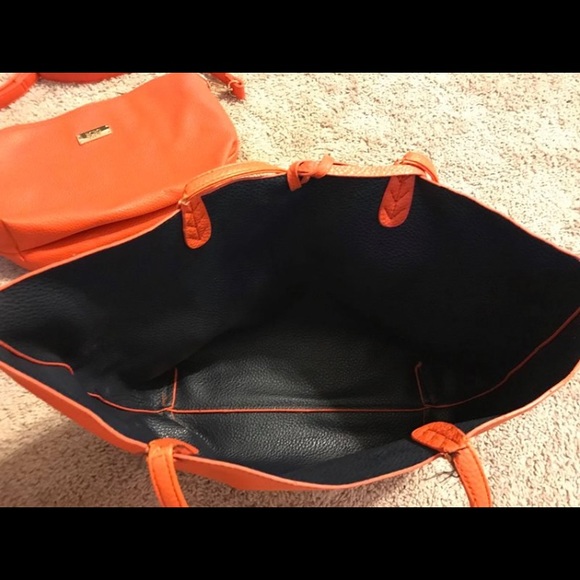 Two BCBG bags. Large tote and purse! - Picture 3 of 3